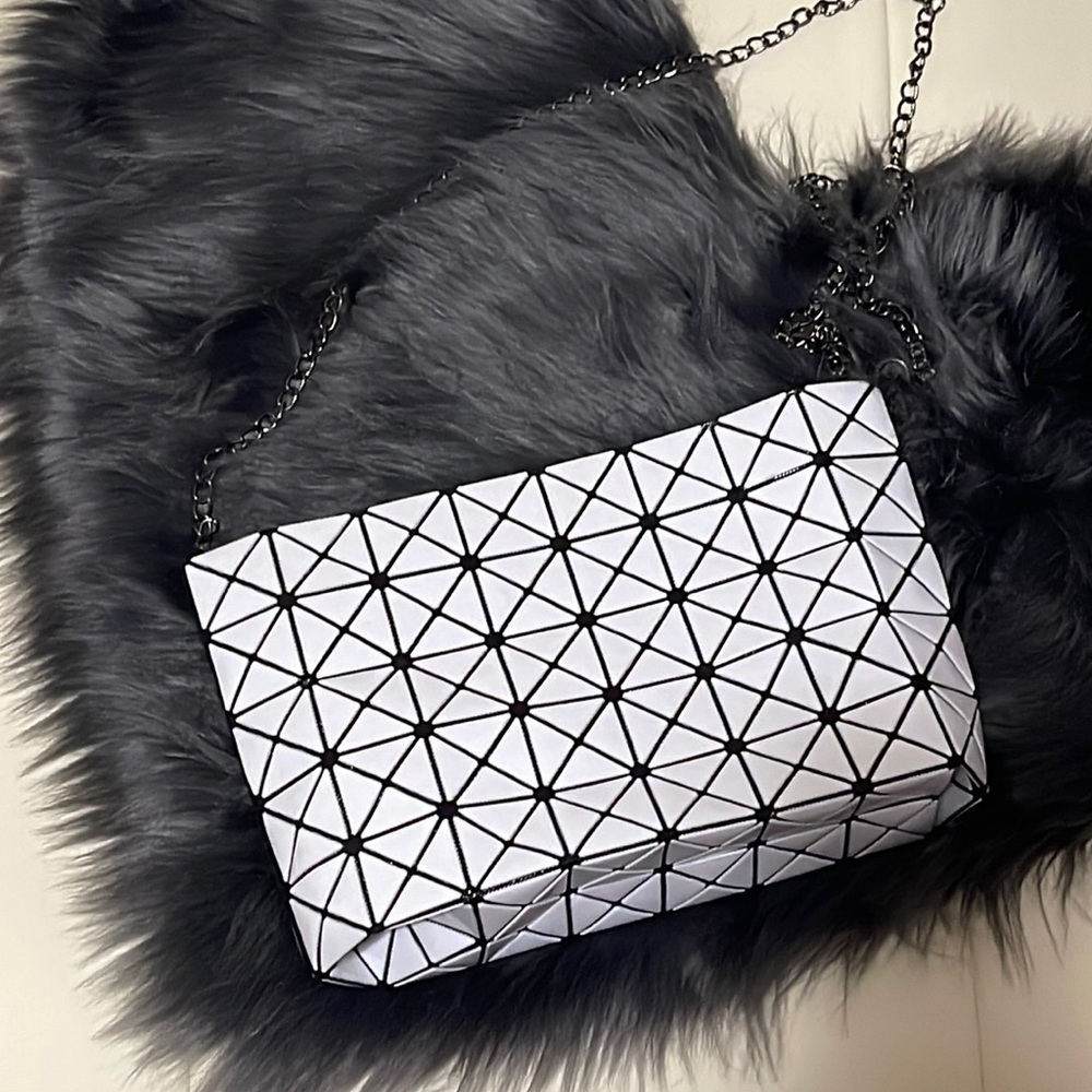 Japanese style white shoulder bag